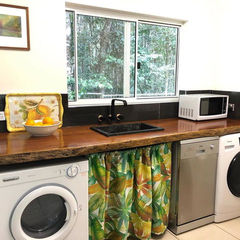 Honeybee House - Mackay Tourism 3