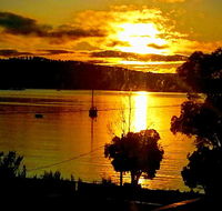 Islandview Beachhouse - 60m down driveway to Beach Dover Tasmania - Mackay Tourism