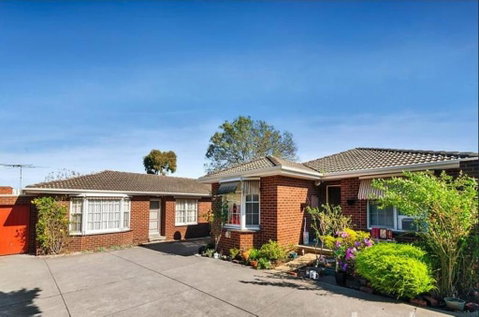 Ivy Units Glen Waverley - Mackay Tourism 0