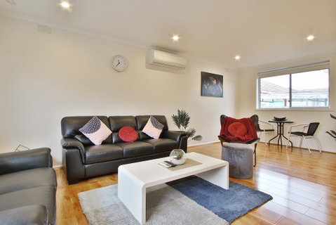 Ivy Units Glen Waverley - Mackay Tourism 2