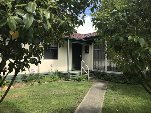 Jasny Taigh - Mackay Tourism 0