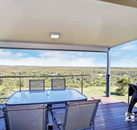 Jinalong 17 Pacific Street Family home great views. - Mackay Tourism