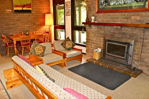 Kaighins Place - Mackay Tourism 2