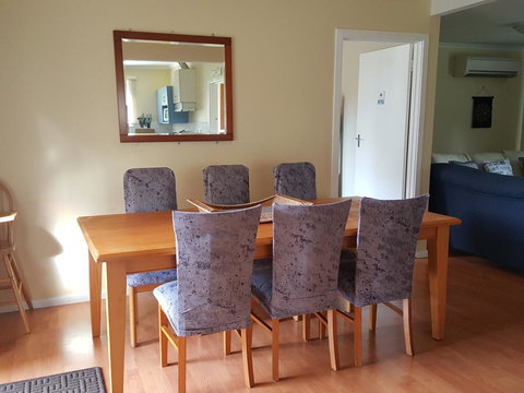 Kaishua House - JK Family Lake House - Mackay Tourism 3