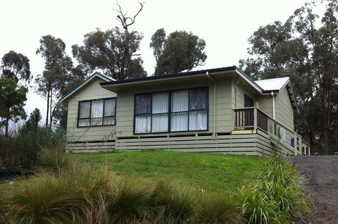 Kaishua House - JK Family Lake House - Mackay Tourism 0