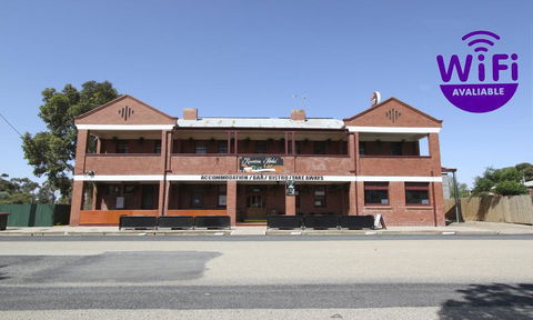 Kaneira Hotel - Mackay Tourism 0