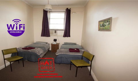 Kaneira Hotel - Mackay Tourism 1