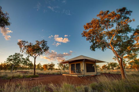Karijini Eco Retreat - Mackay Tourism 0