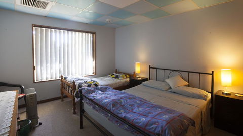 Kathys Place Bed And Breakfast - Mackay Tourism 3