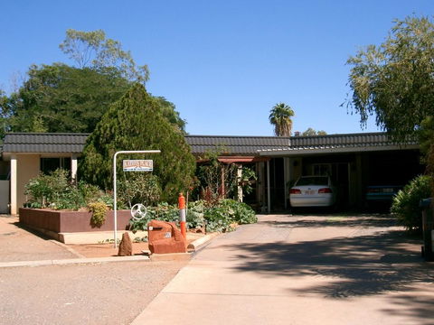 Kathys Place Bed And Breakfast - Mackay Tourism 0