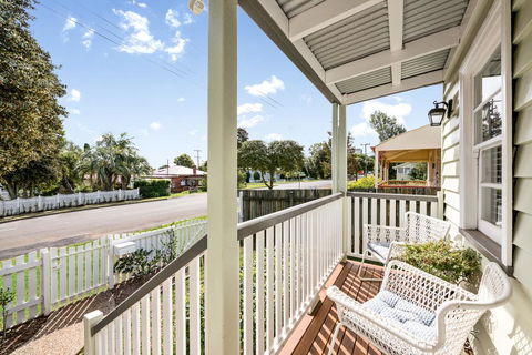 Keeler Cottage - Mackay Tourism 2
