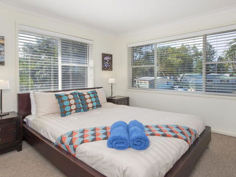 Kendalls Beach House - Mackay Tourism 1