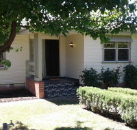 Kenna Cottage - Mackay Tourism