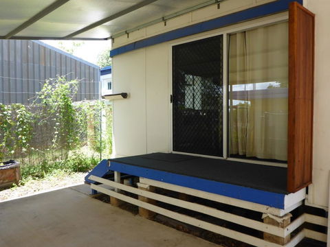 Kenny's Cabin - Mackay Tourism 1