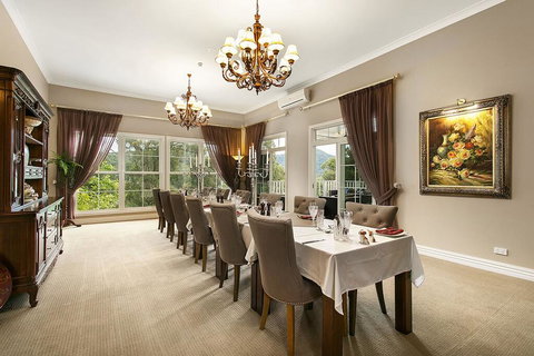 Kerami Manor & Day Spa - Mackay Tourism 1