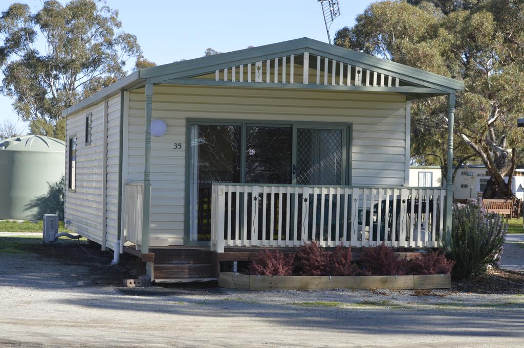 Appin South VIC Mackay Tourism