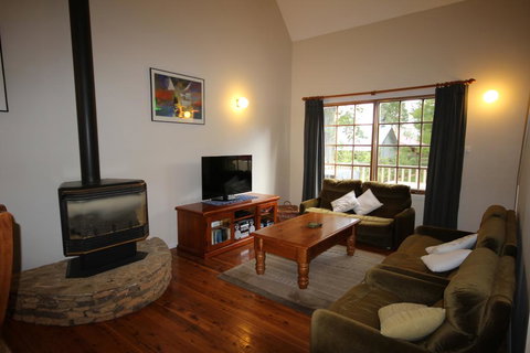 Kiah Cottage - Mackay Tourism 1