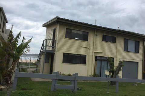 Kiama Downs Beach House - Mackay Tourism 1