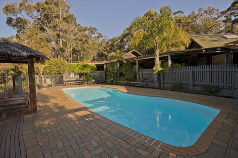 Kianinny Bush Cottages - Mackay Tourism 1