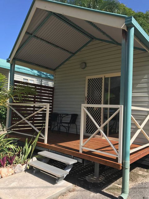 Kingfisher Caravan Park - Mackay Tourism 0