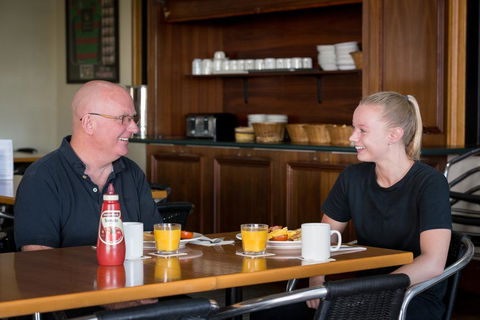Knickerbocker Hotel - Mackay Tourism 3