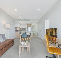 KOZYGURU PARRAMATTA CBD LUXURY 2 BED APT  FREE PARKING NPA011 - Mackay Tourism