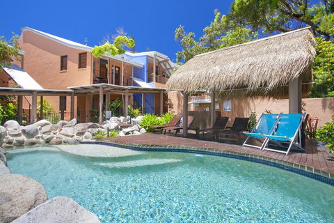 L'Auberge Noosa - Mackay Tourism 3