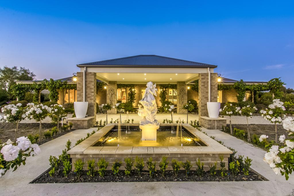Batesford ACT Mackay Tourism