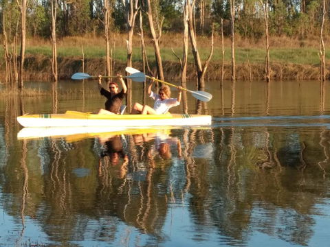 Lake Tinaroo Waterfrontage - Mackay Tourism 3