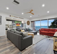 Lakeside Landing - Waterfront - Mackay Tourism