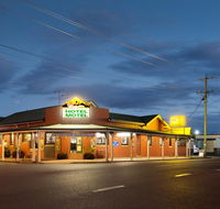 Lamington Hotel Motel - Detached Motel - Mackay Tourism