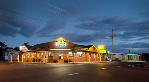 Lamington Hotel Motel - Detached Motel - Mackay Tourism 0