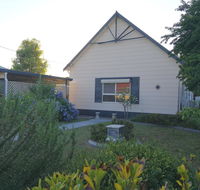 Large 6-Bedroom House with Wifi  Netflix Close to Singleton CBD Hunter Valley - Mackay Tourism