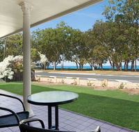 Large family waterfront home with room for a boat - Welsby Pde Bongaree - Mackay Tourism