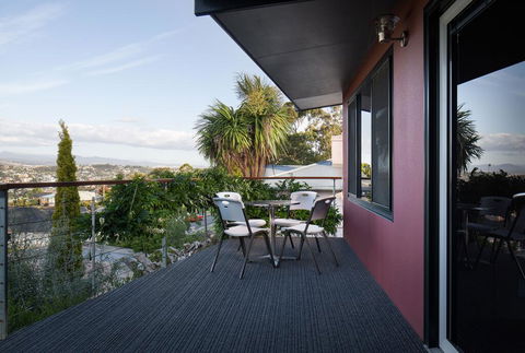 Launceston Lookout - Mackay Tourism 3