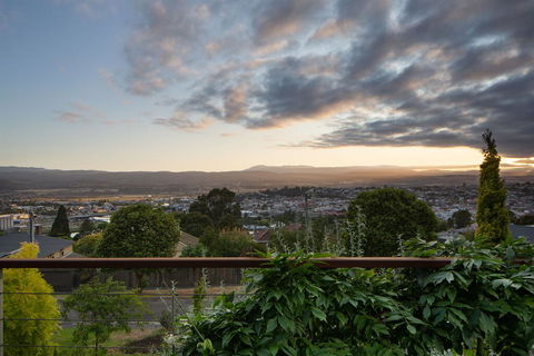Launceston Lookout - Mackay Tourism 2