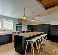 Le Chalets - Mackay Tourism