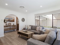 Le Maison 77 Horace St - stunning house with ducted air WIFI and Linen provided