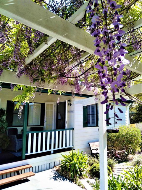 Linda's Place B&B - Mackay Tourism 3