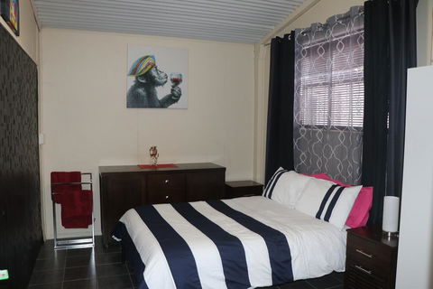 Linga Longa Spiritual Retreat - Mackay Tourism 1