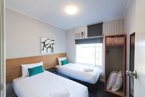 Links Hotel - Mackay Tourism 0