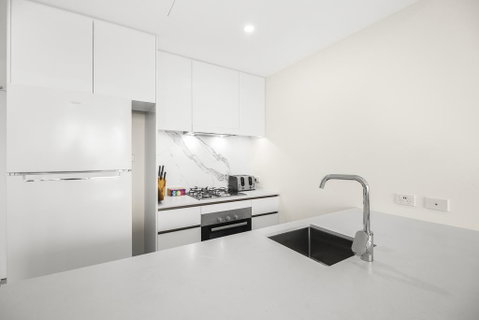 Luxe Apartment With Balcony And Pool Near Galleries - Mackay Tourism 2