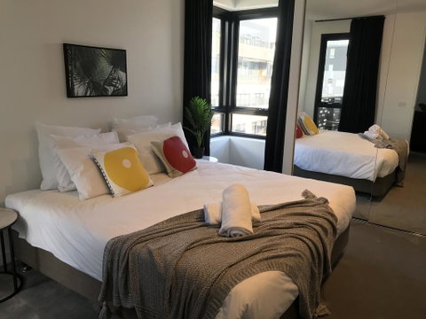 Luxe Brunswick Apartments - Mackay Tourism 0