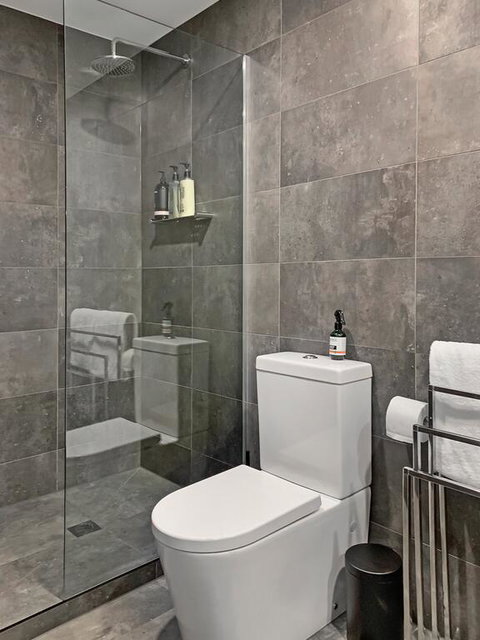 Luxe Brunswick Apartments - Mackay Tourism 3