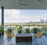 Luxury  Location - Sea Views with Modern Class  - Mackay Tourism
