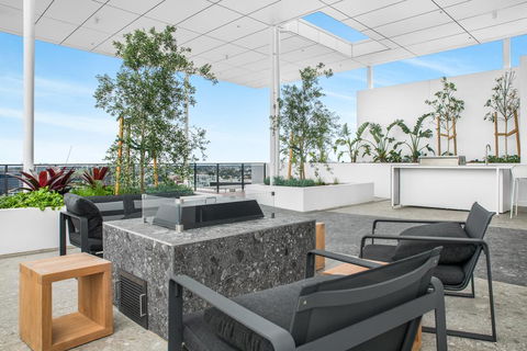 Luxury Apartment - Superb Space And Location! - Mackay Tourism 3