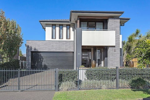 Luxury Brand New Home - Mackay Tourism 0