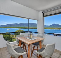 Luxury Cairns Penthouse Apt with Ocean Views 903 - Mackay Tourism