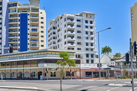 Luxury Cairns Penthouse Apt With Ocean Views (903) - Mackay Tourism 1