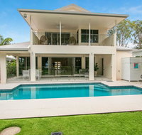 Luxury Living on the Beachfront - Mackay Tourism